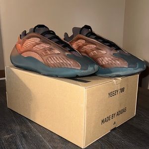 Yeezy 700